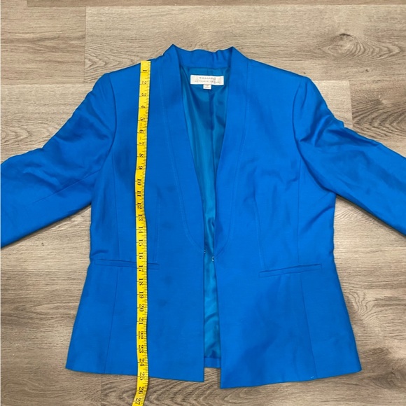 ✨ Tahari Arthur S. Levine Women's Size 12 Linen Clasp Close Blazer Blue Office - Picture 8 of 9